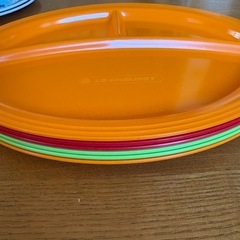 ル・クルーゼ　メラニン　ランチプレートの画像