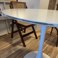 丸テーブル　直径80センチの画像