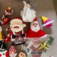 クリスマスのオーナメントなどの画像