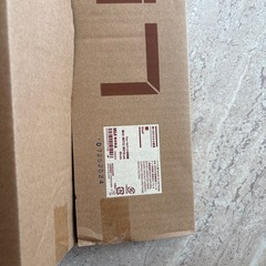 無印　　壁にかけられる家具　棚の画像