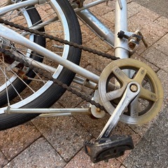 折りたたみ自転車の画像