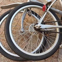 折りたたみ自転車の画像