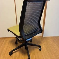 スチールケース シンク　think チェアの画像