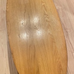 リビングテーブルの画像