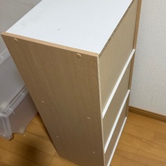 3段ボックスの画像