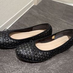 バレヱパンプス 25cmの画像