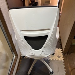 ゲーミングチェアの画像