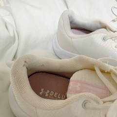 アンダーアーマ ランニングシューズの画像