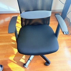 美品 山善 オフィスチェア 高さ調節可の画像