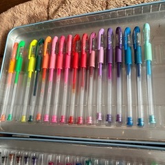 カラフル水性ペン４３本入  コストコの画像