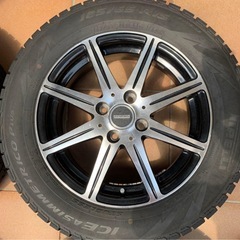 スタッドレスタイヤ・ホイールセットの画像