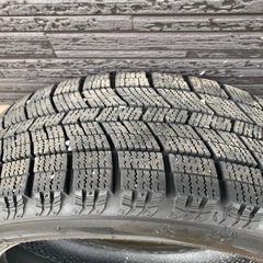 スタッドレスタイヤの画像