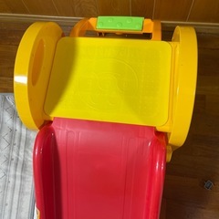 アンパンマン滑り台　の画像