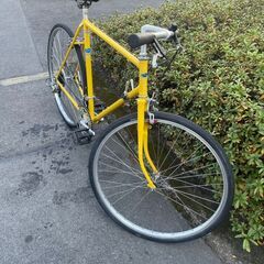 リサイクルショップどりーむ天保山店　No591 希少！　美品🎵　クロスバイク　BRIDGESTONE　EURASIA　ユーラシア　２８インチ　ギア切替２×５段変速　乗り心地とてもいいです🎵の画像