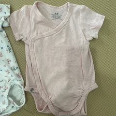 ロンパース　H&M 2-4ヶ月の画像