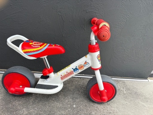 アンパンマンバイク　中古 アンパンマンバイク (、) 伊賀屋の子供用品の中古あげます・譲ります