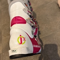 ロシニョール　スキーブーツ23.5センチ　の画像