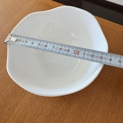 37：白いお皿の画像