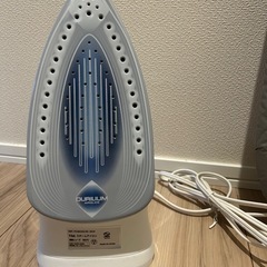 アイロンとアイロン台のセットの画像