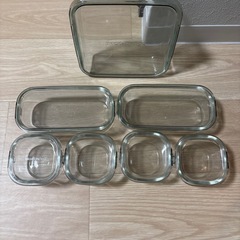 レンジ用耐熱皿、食器1式の画像