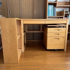 ⭐︎値引き交渉可能⭐︎学習机・勉強机・パソコンデスクの画像