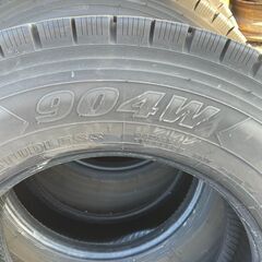 ㉒　265/70R19.5　スタッドレス　タダで差し上げます。の画像