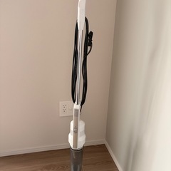 【家電】掃除機、IRIS OHYAMA極細軽量スティッククリーナーの画像