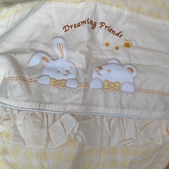 ベビーベッドの布団セットの画像