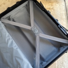 スーツケースの画像