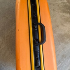 スーツケースの画像