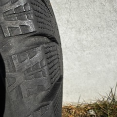 スタッドレスタイヤ中古  ブリジストン      の画像