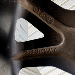 ハイラックス ホイール ６穴の画像