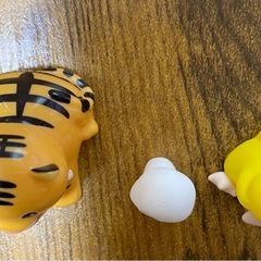 小さい置物の画像