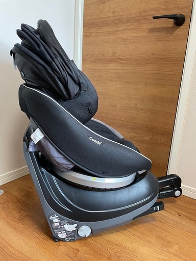 【状態良】Combi クルムーブスマート ISOFIX チャイルドシート
