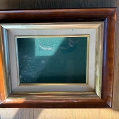 高級そうな額縁セットの画像