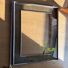 高級そうな額縁セットの画像