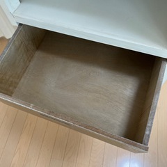 定価21,900円　天然木トールキャビネットの画像