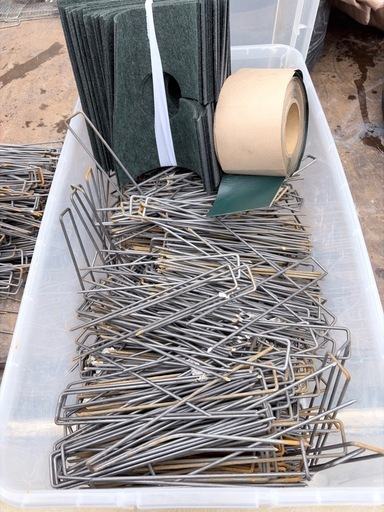 人工芝固定用金属杭 未使用 ファッション