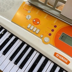 （お話し中）無料　ヤマハ電子キーボード　ポータトーン　EZ-J210 　61鍵盤の画像