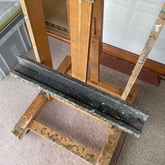 イーゼル レトロの画像