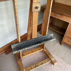 イーゼル レトロの画像