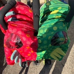 双子用ベビーカーの画像