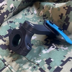 QUAD LOCK ハンドルバーホルダー バイク 原付 スクーター キャンプ ステー 通勤 クアッドロック 通学 ツーリングの画像