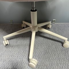 フランフラン　椅子　ピンク　ドレッサーの椅子の画像