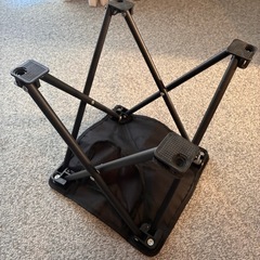 【お譲りします】 折りたたみ椅子 アウトドアチェア コンパクトイス ［耐荷重200kg認定の『軽量』×『楽々』折り畳み椅子］ (ブラック1)の画像