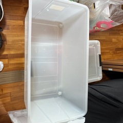 衣装ケースの画像