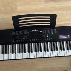 電子ピアノの画像