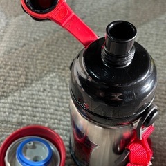 新品　サーモス　真空断熱ボトルの画像