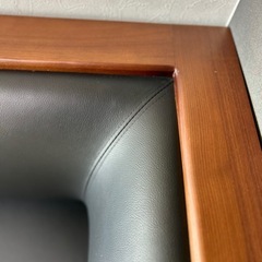 ソファ　3人がけ　皮　黒　ブラックの画像