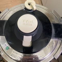 T-FaLの圧力鍋の画像